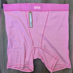 SKIMS Bubble Gum Ribbed Boxer Shorts L NWT